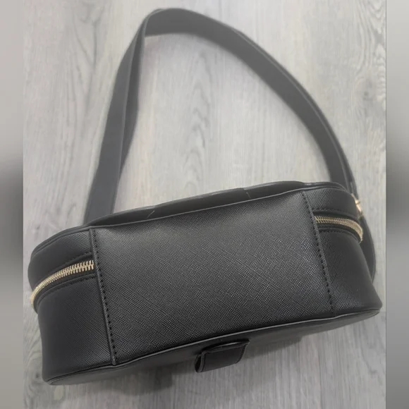 Backstitch Bruja Daisy Pumpkin Crossbody Backpack SOLD OUT Springween Halloween - Picture 8 of 15